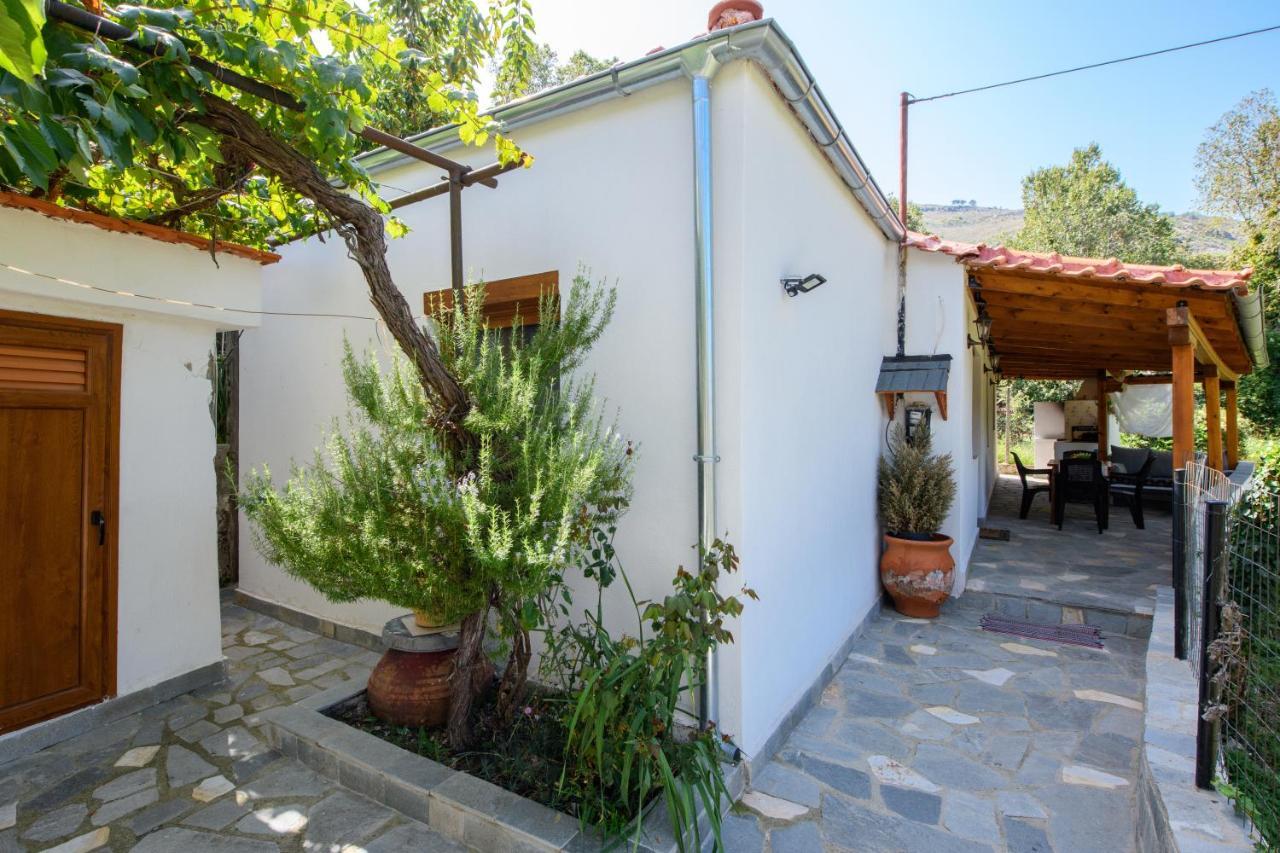 Villa Suzana Mikros Prinos エクステリア 写真